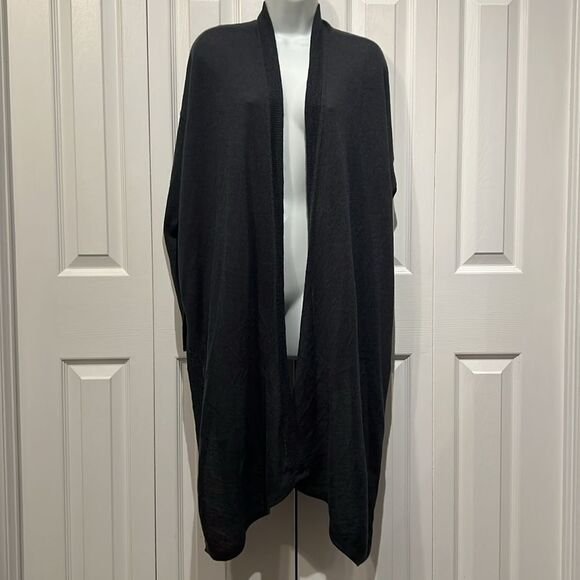 Matthildur Charcoal Grey Royal Alpaca Wrap Sweater Size M - Picture 13 of 15